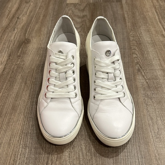Wishbone Collection Noelle wedge - Picture 2 of 10